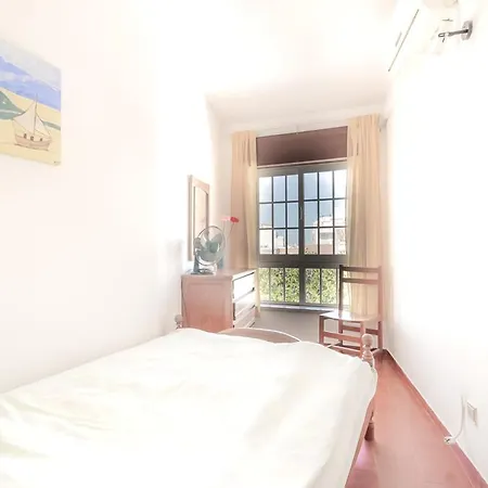Апартаменты Comfortable In Old Town Лагуш